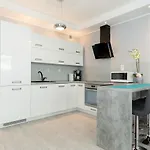 Aparthotel Blizej Morza Silownia I Taras Widokowy By Renters Kołobrzeg